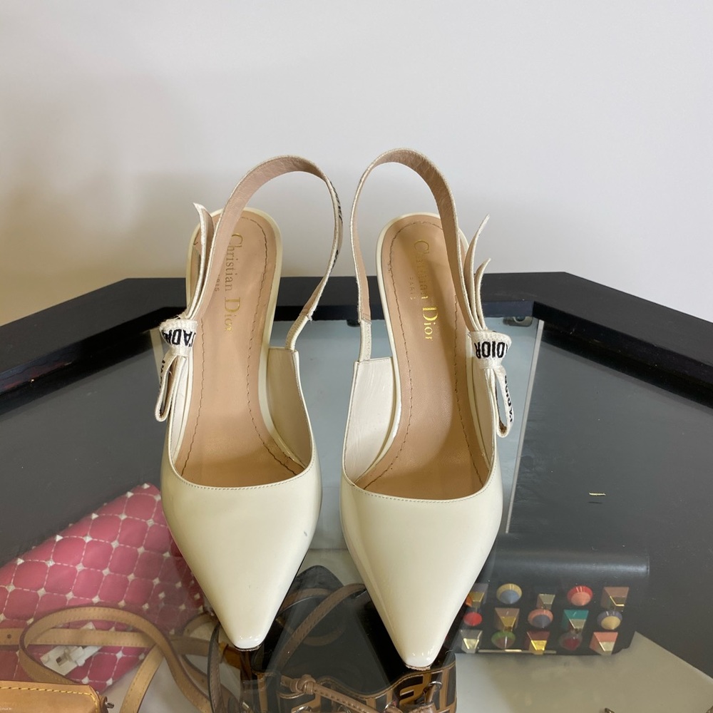 J’adior Sling back Pumps
